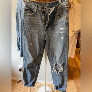 Gap mom Jean
